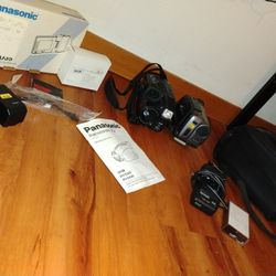 Untested Camcorders With Accessories 