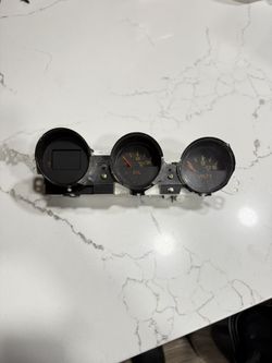 Nissan 350z Gauge Cluster