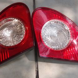 Toyota Corolla Lights
