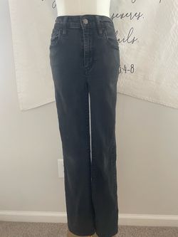 Levi 725 High Rise Bootcut Women’s Jeans Size 28