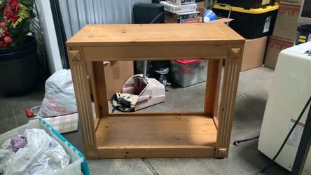 Entry/side table