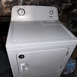 Washer and Dryer Amana (electric)