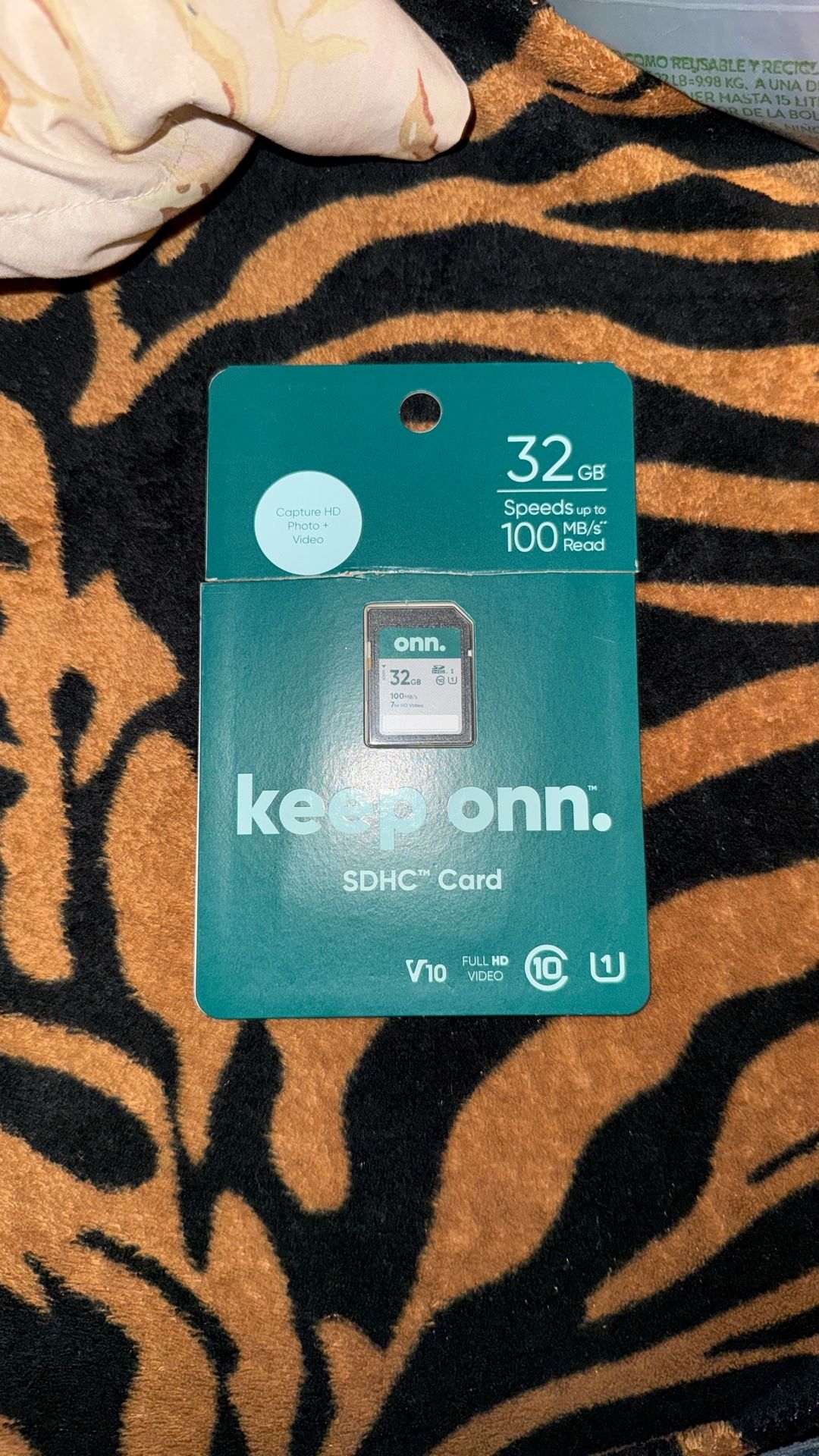 32 GB SDHC Card