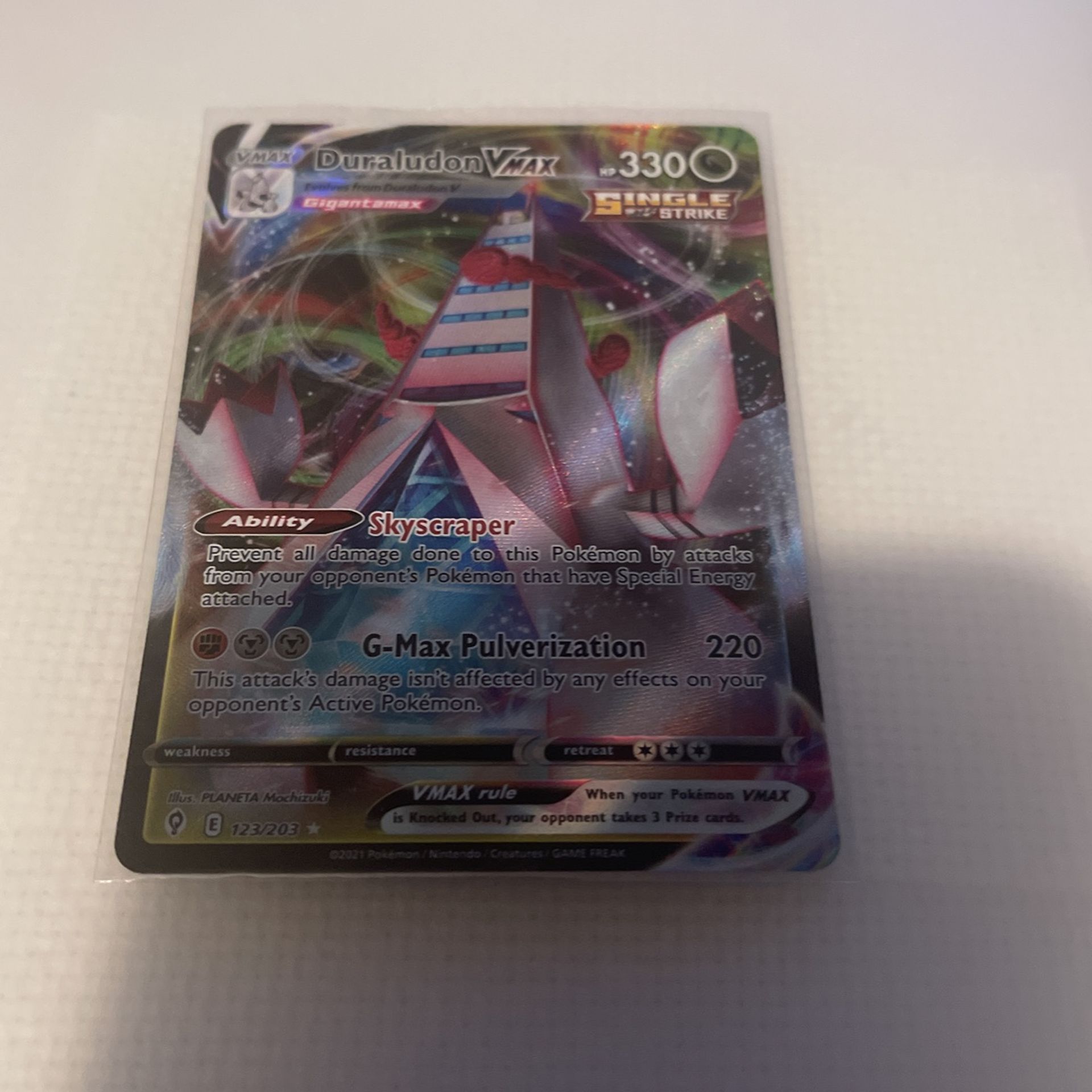 Pokémon Duraludon Vmax 123/203