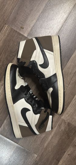 Jordan 1s size 10