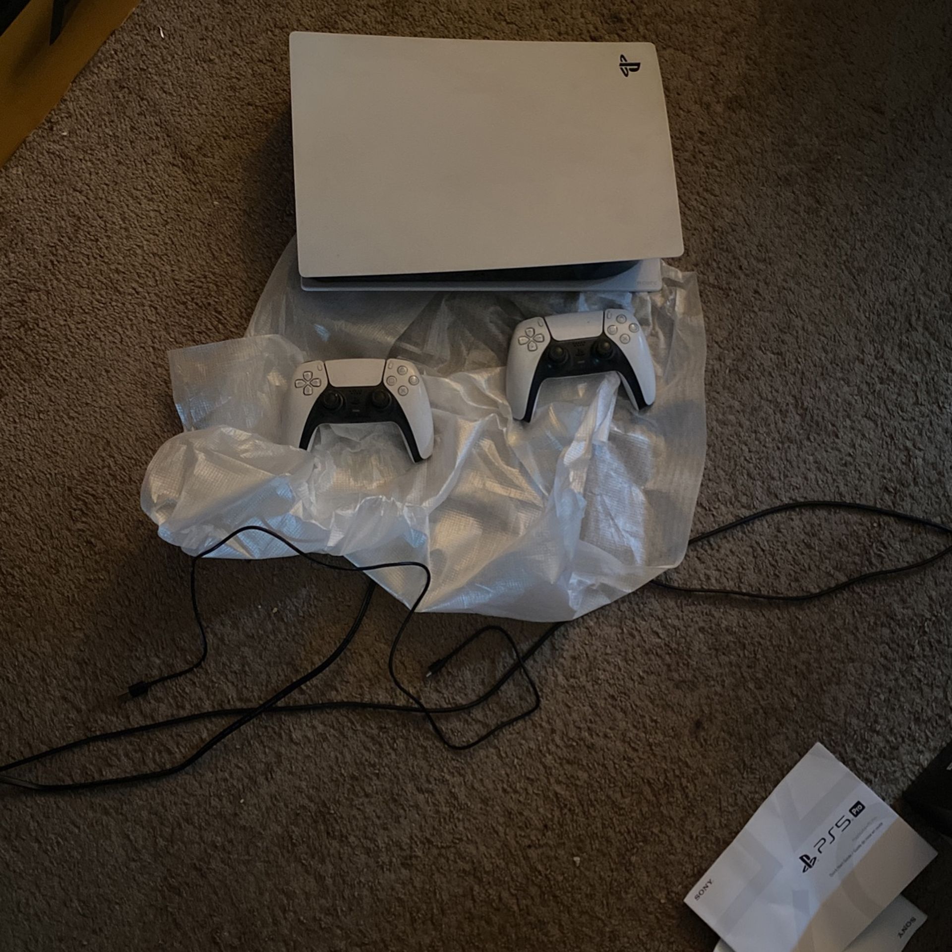2022 Play Station 5 w Disk Drive