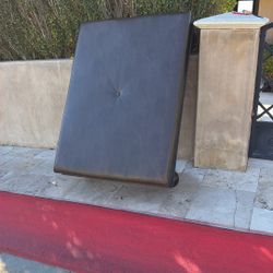 Free Large Brown Ottoman And 4 Pots