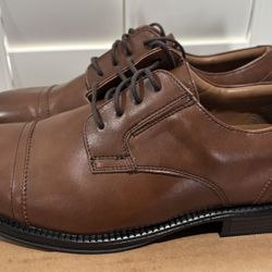 New Dockers Men’s Garfield Lace-Up Oxford Shoes (Men’s Size 10) - $30