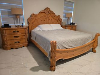 King Bedroom Set/solid wood