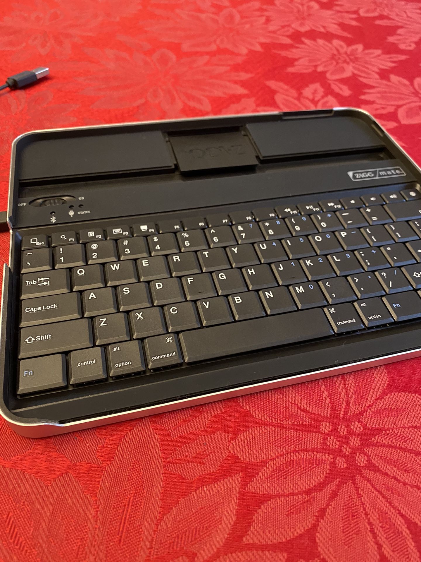 ZAGG iPad Keyboard