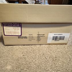 Michael Kors Pump
