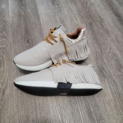 Womens Botique Sneakers, Size 10