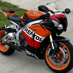 Honda CBR 1000RR -Repsol Edition