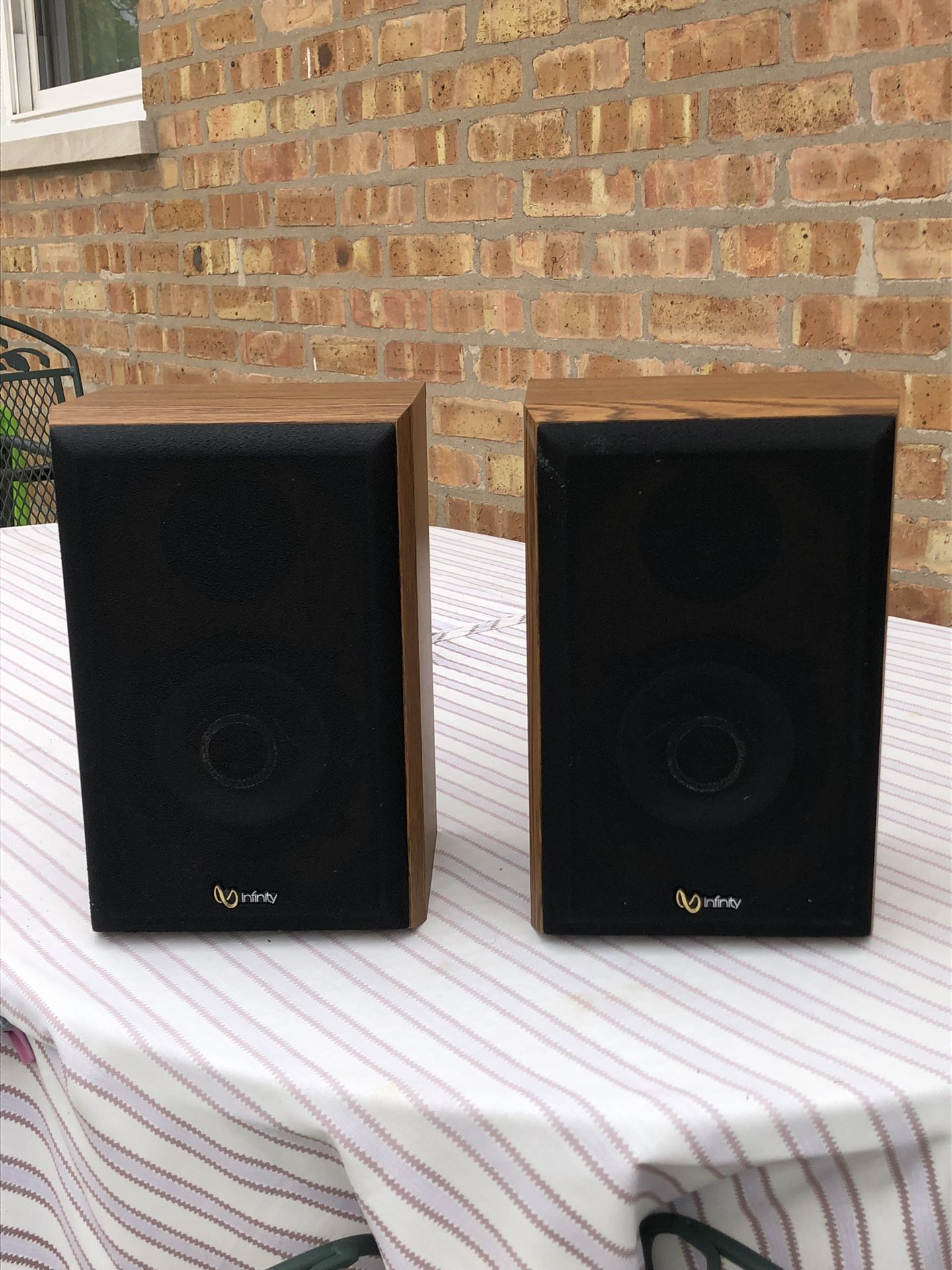 Book Shelf Speakers