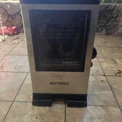 Masterbuilt Smoker