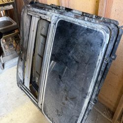 2003-2007 Complete Sunroof Assembly.