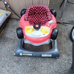 Baby Trend Activity Walker
