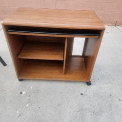 Small Computer  Desk 