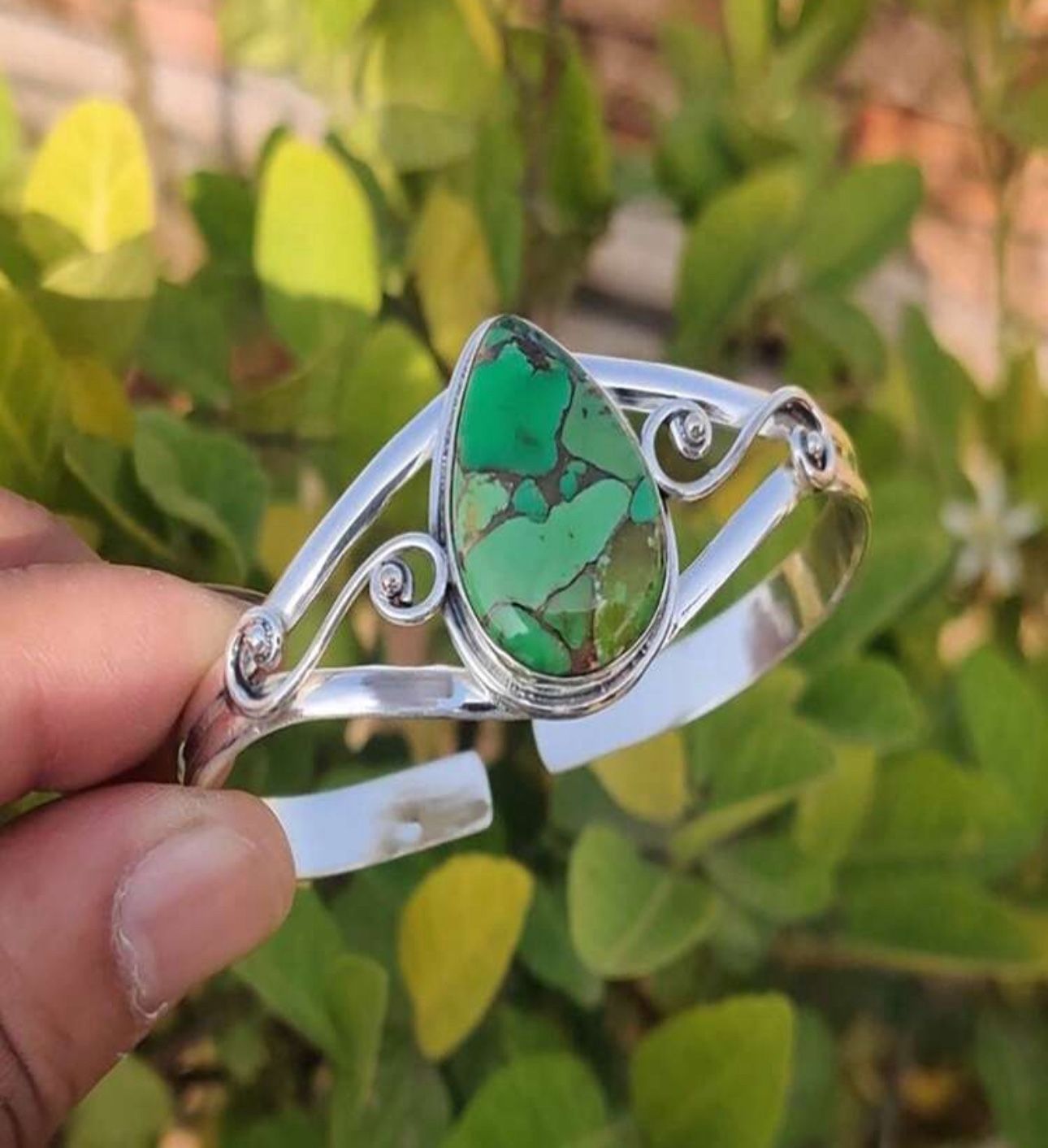 Random Stone Pattern, A Retro And Luxurious Green Turquoise