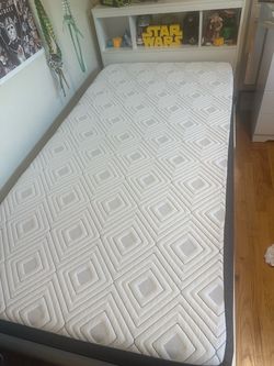 Sealy 10? Medium Firm Encased Coil Innerspring Bed