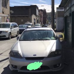 2005 Hyundai Tiburon