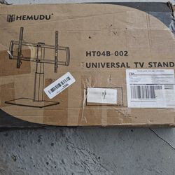UNIVERSAL TV STAND