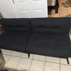 Futon couch/bed