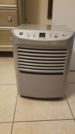 Zenith DEHUMIDIFIER