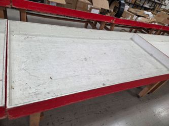 Free. Bin table 4ft × 8ft    height 3 .2ft