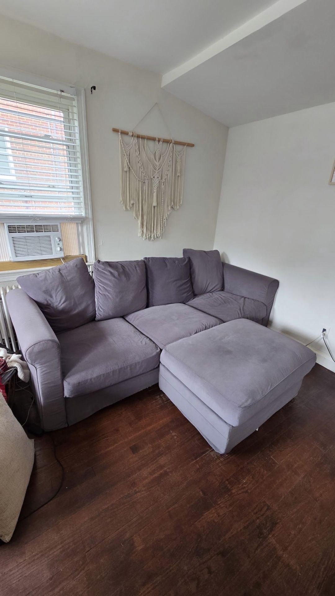 🛋️ Comfy Gray Sectional Sofa with Chaise – Great Condition