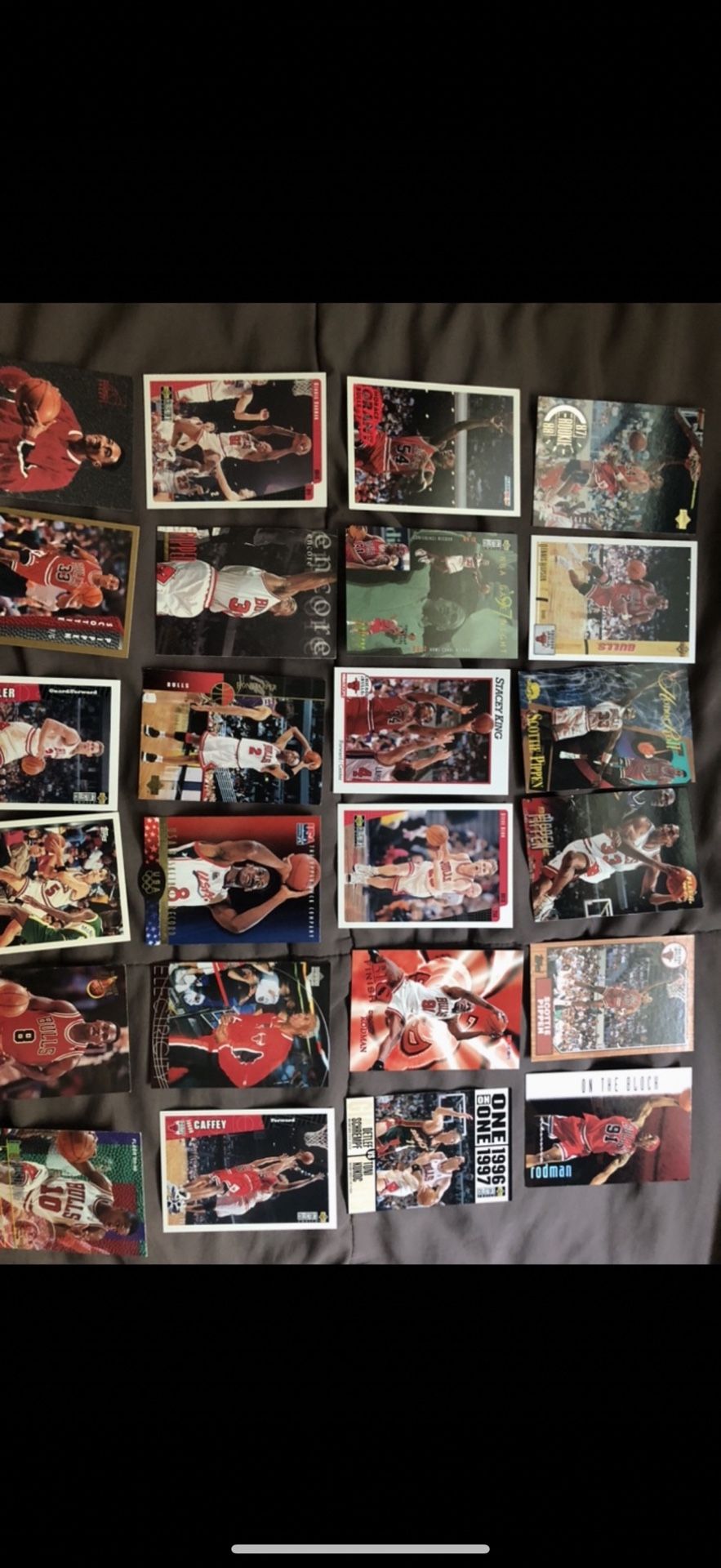 1990’s Chicago Bulls Trading Cards 27 Different Ones