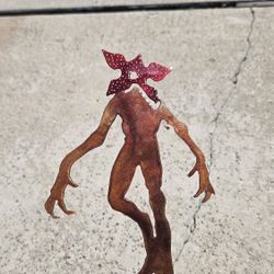 Metal Demogorgon Yard Decor Stranger Things 