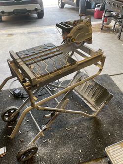 Ceramic tile cutter