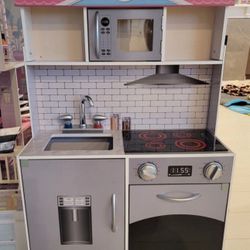 Kidkraft Double Side Kitchen & Playhouse