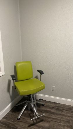 Stylist Chair