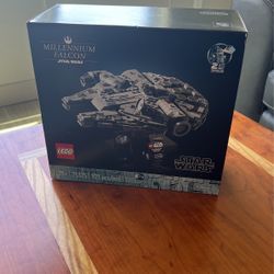 Lego Millennium Falcon 75375