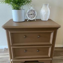 Refurbished Standley Night Stand (Oak Wood)