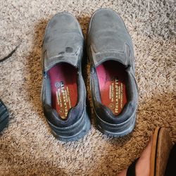 Shoes Size 11- Sketchers 