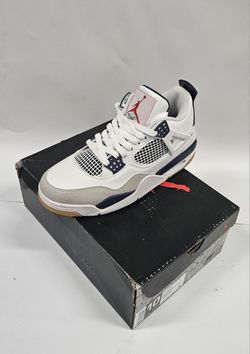 Jordan 4 Retro 