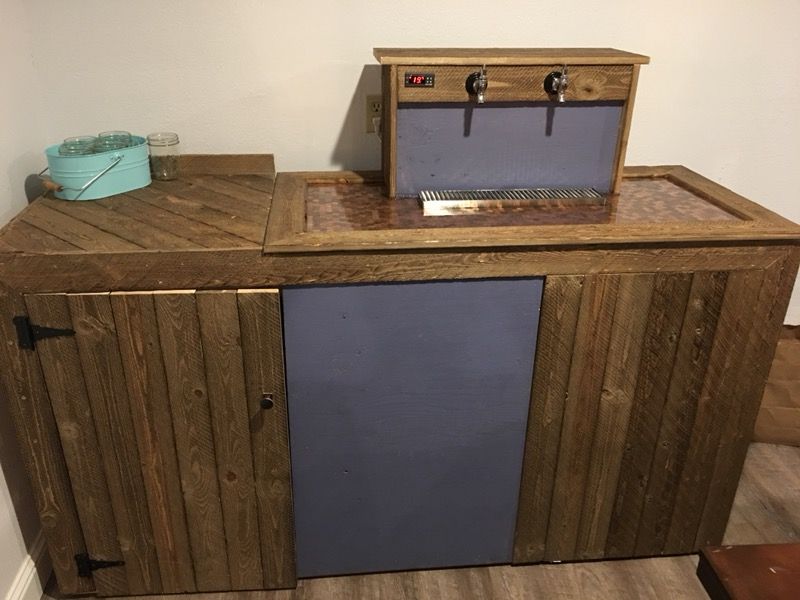 Mini bar kegerator keezer