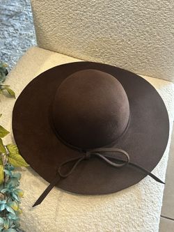 Women’s Hat 👒 
