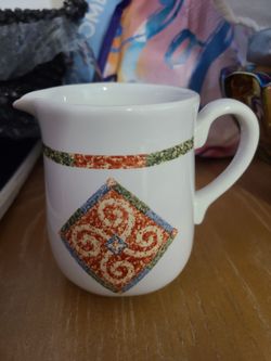 Creamer Sand Art (Corelle)
by Corning Corelle