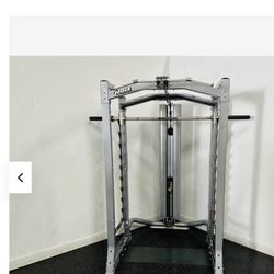 Hoist PTS dual action smith machine. 