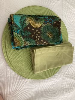 Green Place Setting