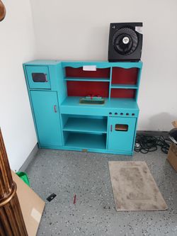 KITCHEN PLAY SET