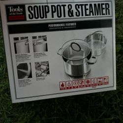Soup, pot and steamer