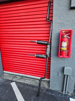Like new condition SB1 Safety Rogue Squat  Rack. Delivery for extra. Homestead 33033