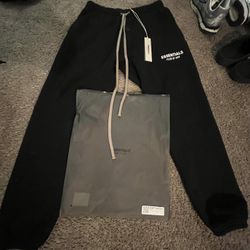 Essentials sweats black and white size SMALL (brand new condition)
