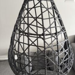 🌿 Grey Hanging Hammock – Excellent Condition! 🌿