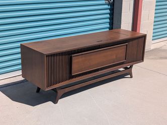 Vintage Mid Century Modern GE Walnut Console Stereo Record Cabinet, 1968